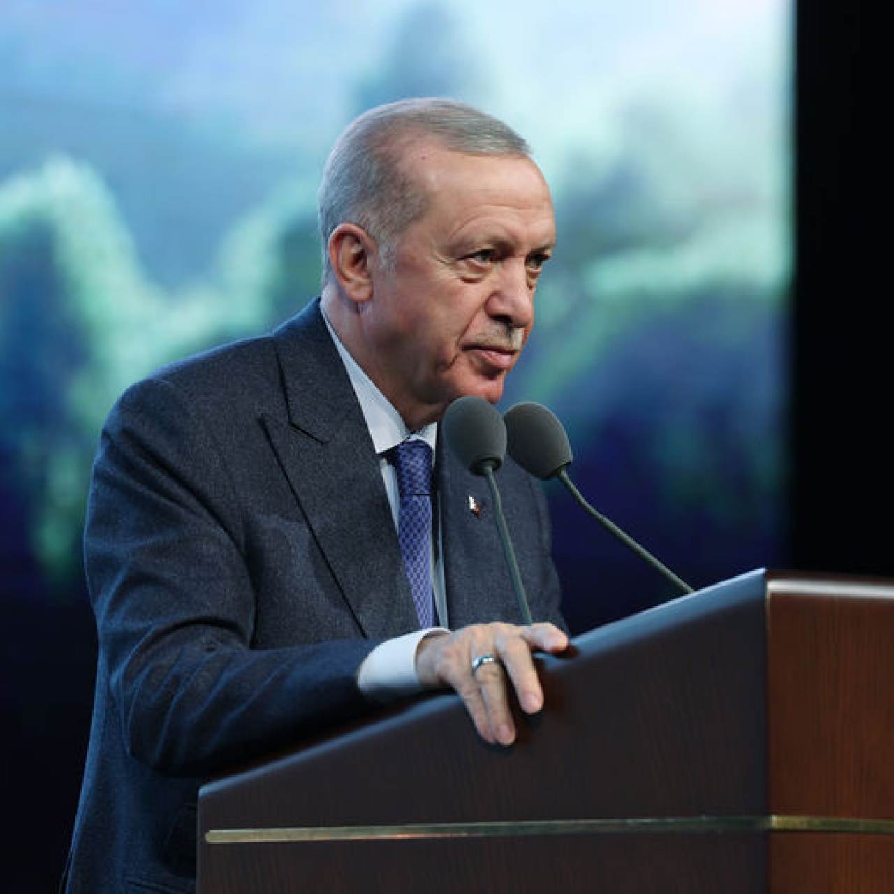 Cumhurbaşkanı Erdoğan'dan 8 Mart paylaşımı