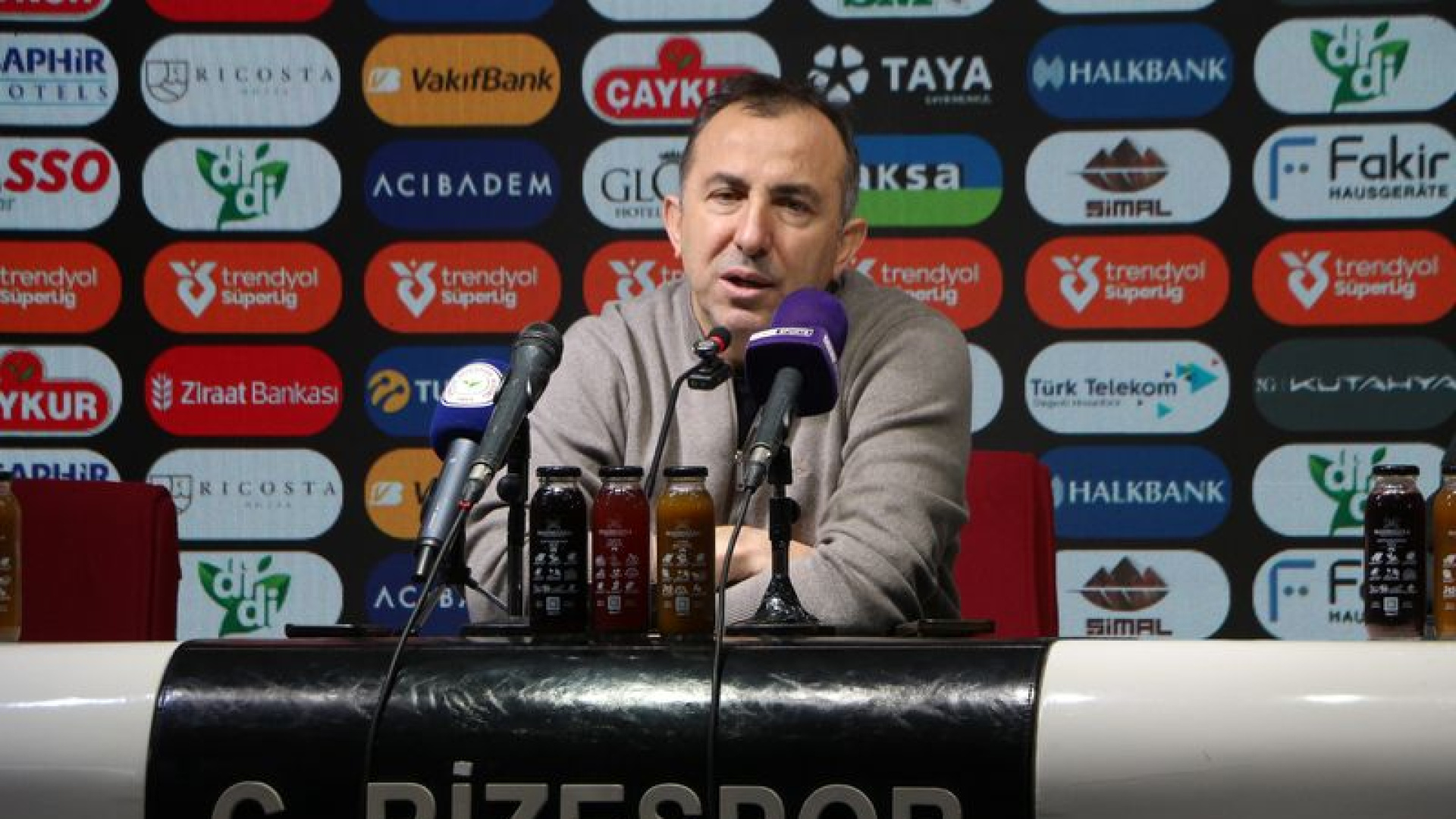 Recep Uçar: İlk Defa 3 Maç Üst Üste Gol Yemeden Galip Gelerek Taraftarlarımızı Mutlu Ettik