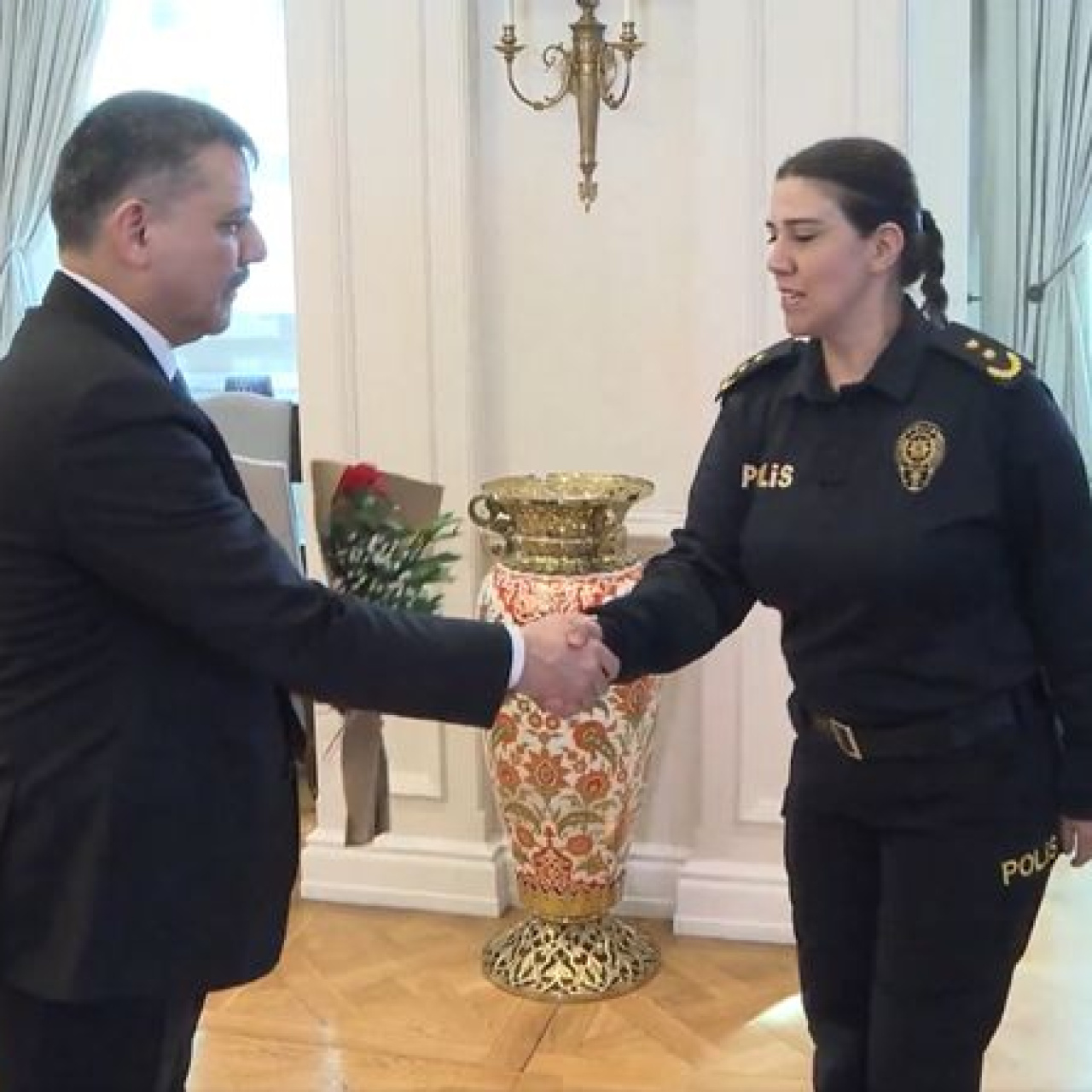 Bakan Çiftçi kadın personelleri kabul etti