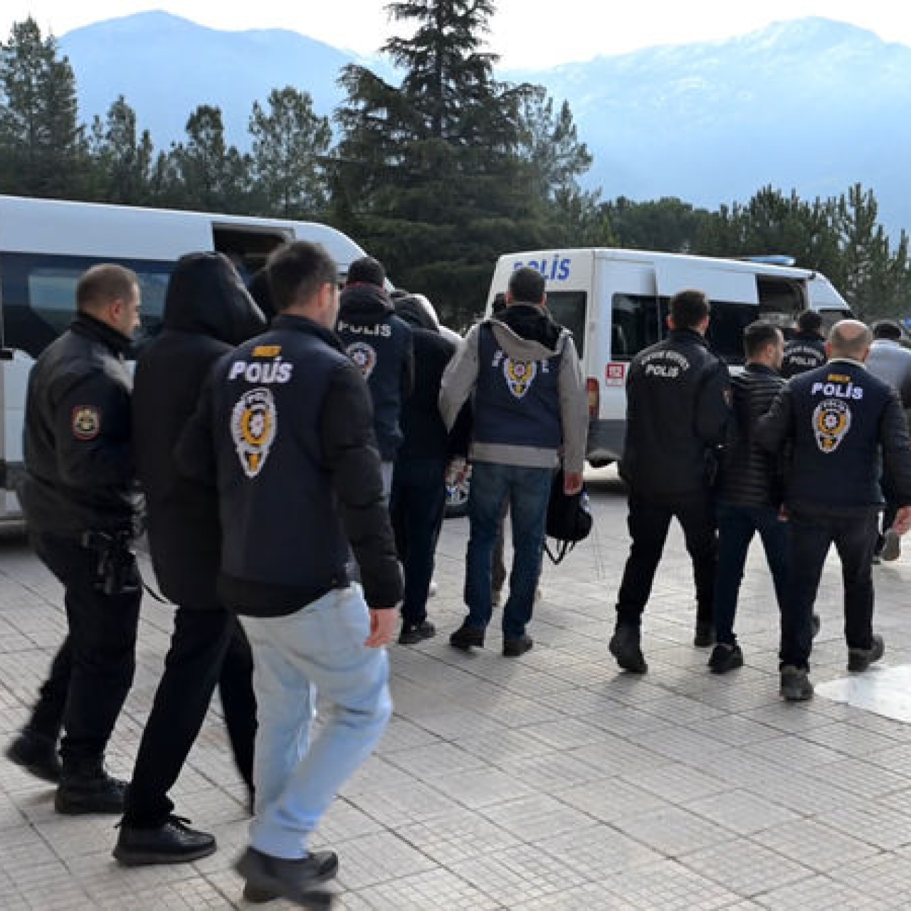 Yasa dışı bahis operasyonu: 67 gözaltı