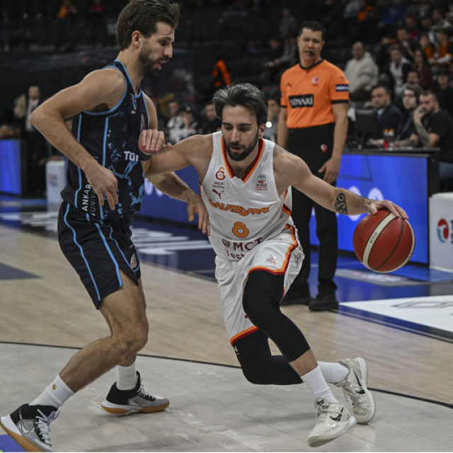 Galatasaray, liderliğini sürdürmek istiyor!