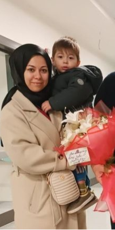 Şeker öldürüyordu! 3 yaşındaki çocuğu Heimlich manevrası kurtardı