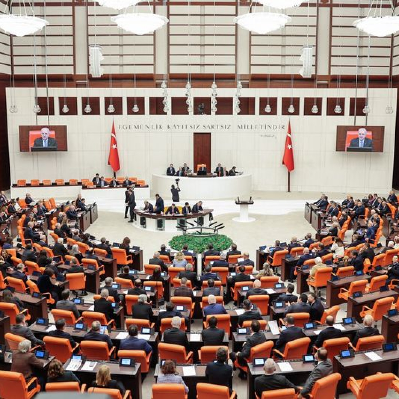 4 vekilin dokunulmazlık dosyaları TBMM'de
