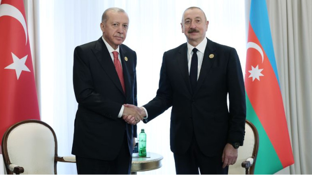 Cumhurbaşkanı Erdoğan, Aliyev ile görüştü