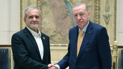 Cumhurbaşkanı Erdoğan, Pezeşkiyan ile görüştü