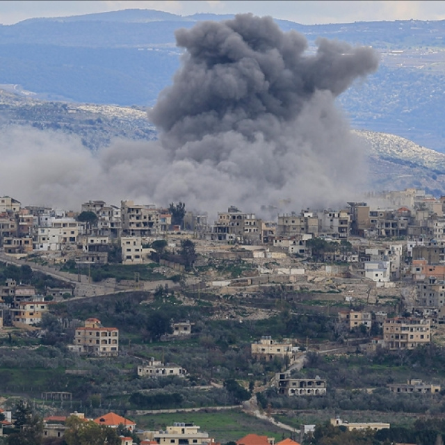 Hizbullah: Lübnan savaş ile İsrail'in dayattığı şartlara teslim olmak arasında tercih yapıyor