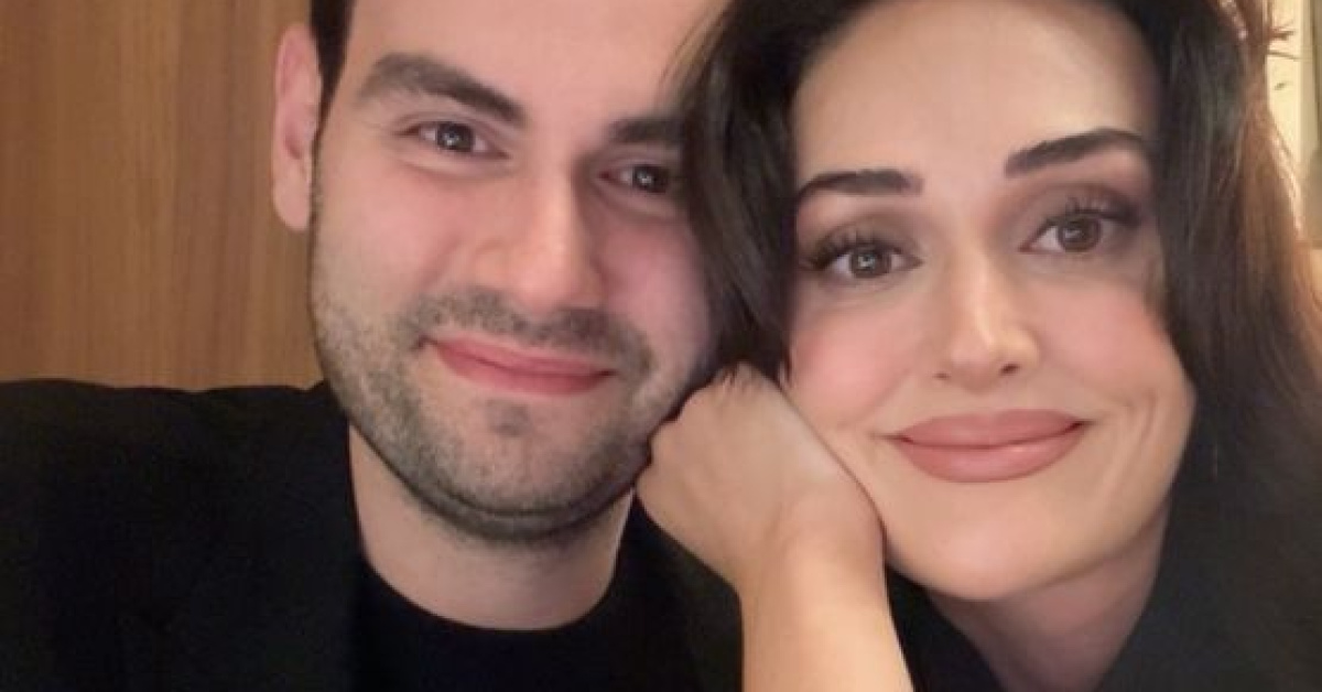 Faruk Sabancı ve Esra Bilgiç 'Doğduğum yer'