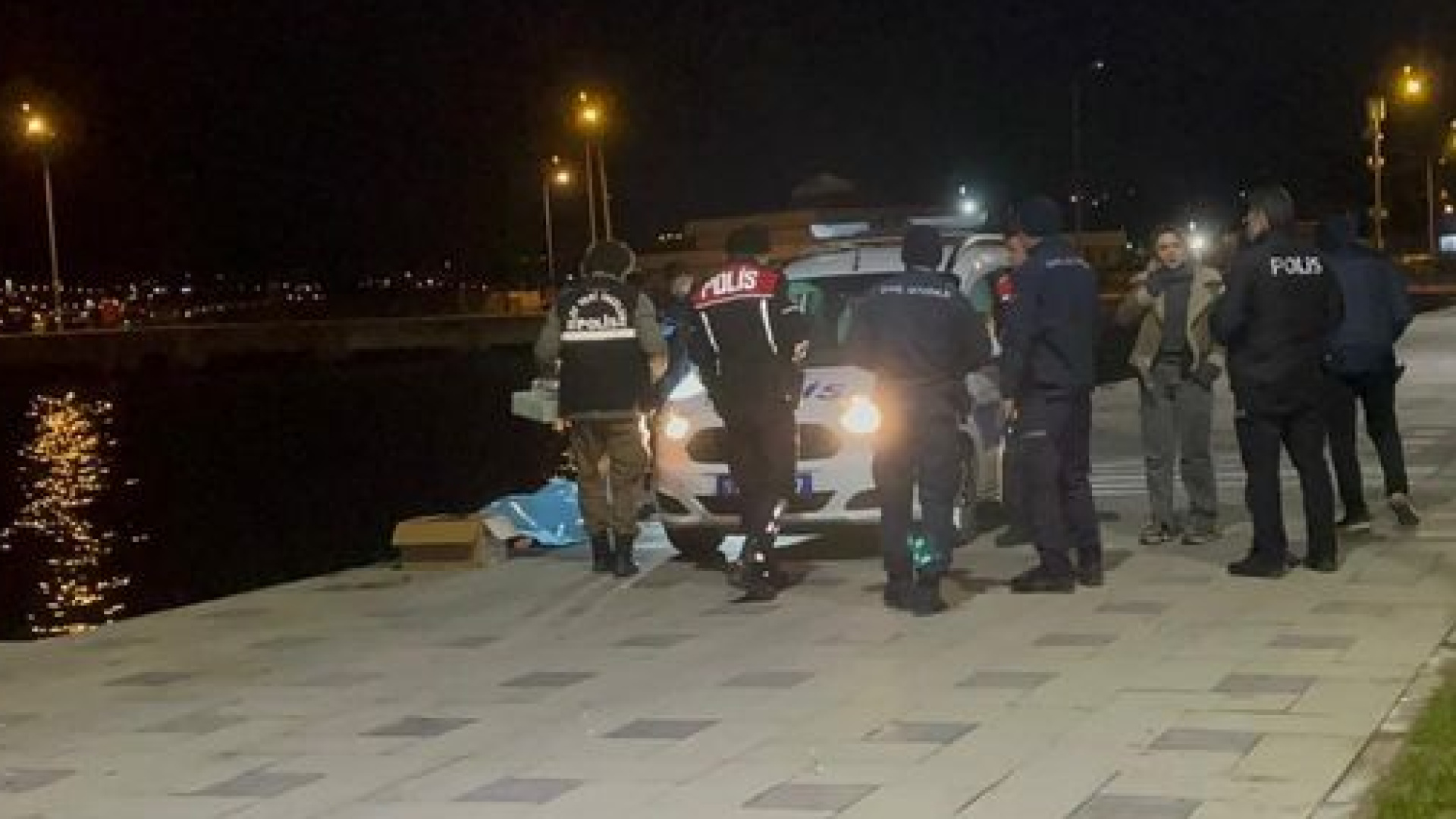 Sinop'ta Sahilde Acı Olay: Denizde Hareketsiz Yatan Erkek Ölü Bulundu