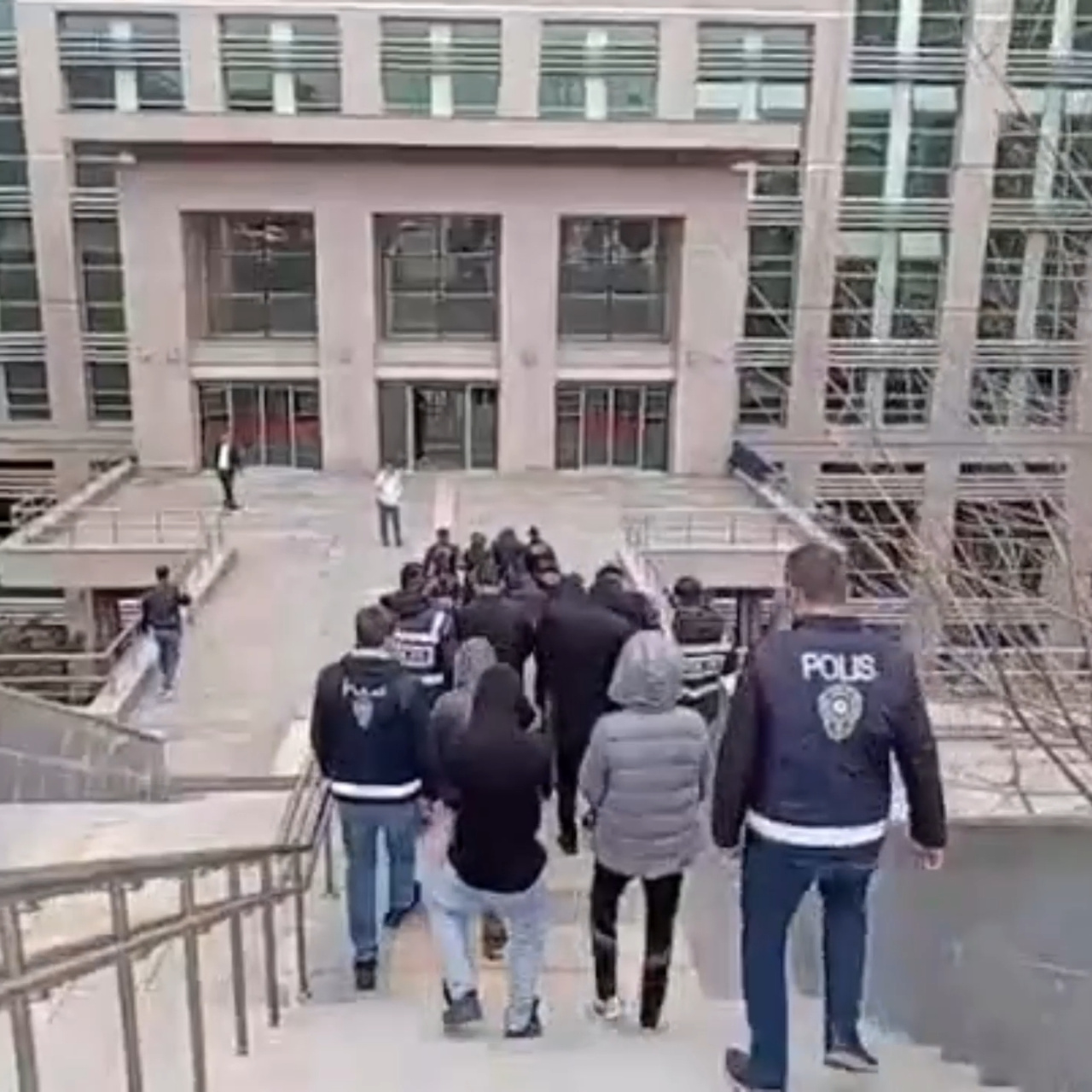 Siber suç operasyonu: 360 gözaltı