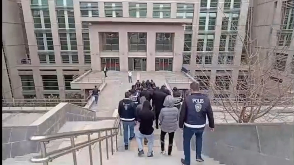 Siber suç operasyonu: 360 gözaltı