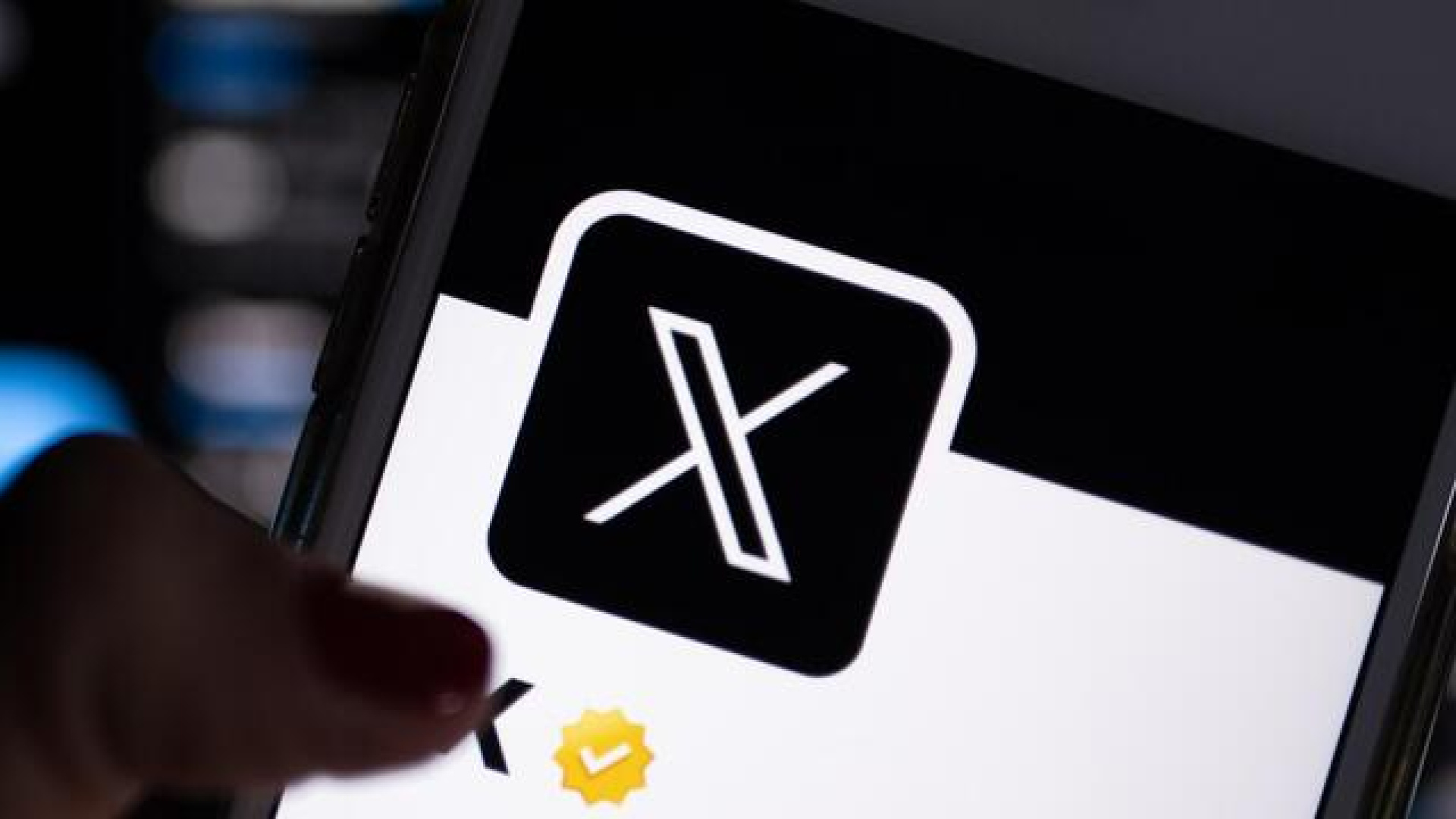 X Platformu Bir Yılda 800 Milyon Hesabı Askıya Aldı: Manipülasyon Tarihi Rekor Kırdı