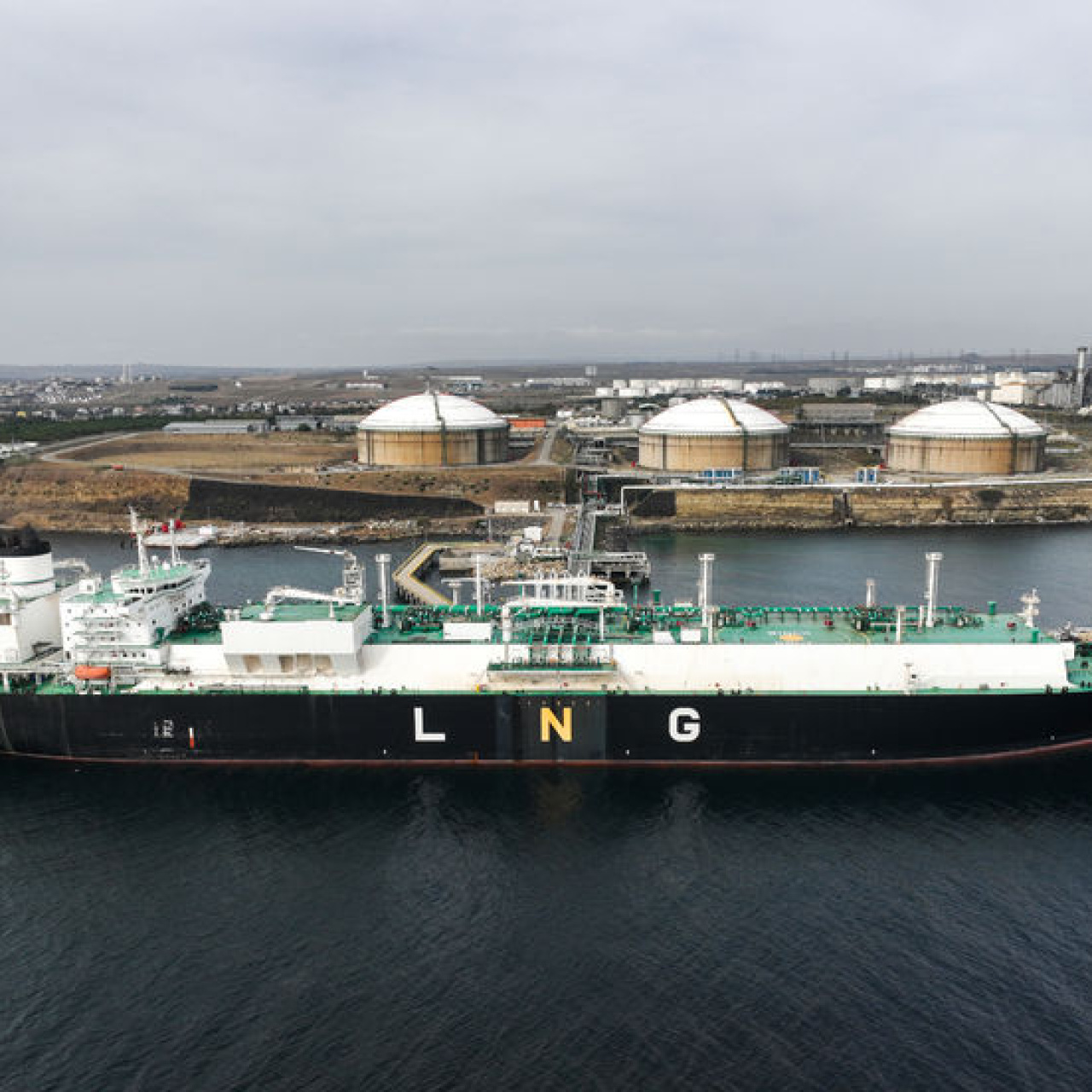 Avrupa ve Asya arasında LNG yarışı