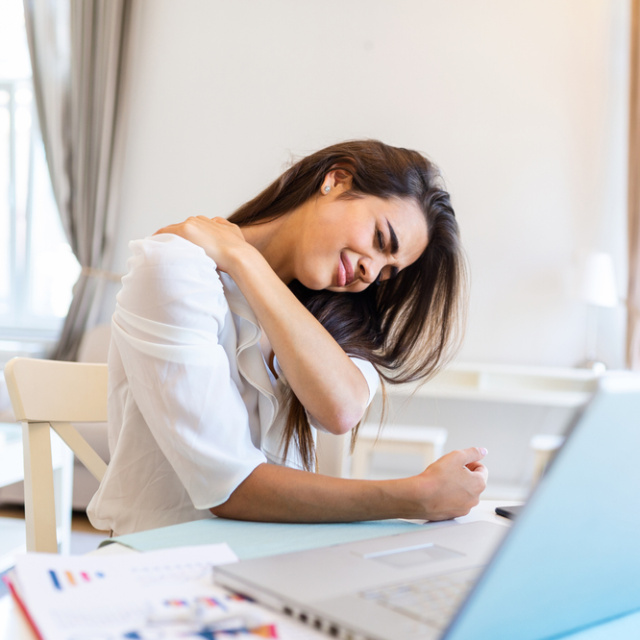 Masa başı iş hasta ediyor