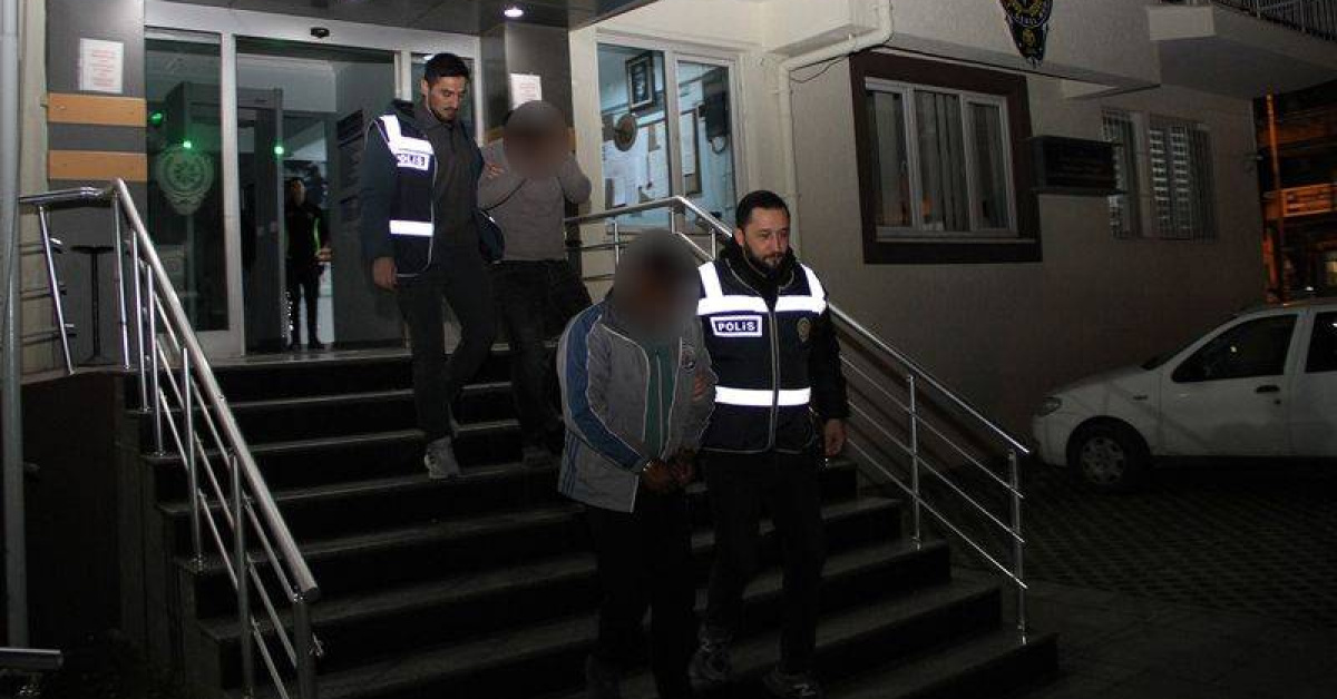 Manisa'da Inşaat Hırsızlığı: 2 Şüpheli Yakalandı