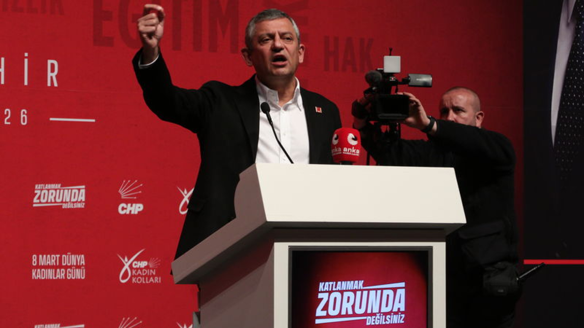 CHP Lideri Özel'den Silivri'de Tarihi Konuşma: 'AK Parti Düzenine Yazıklar Olsun'