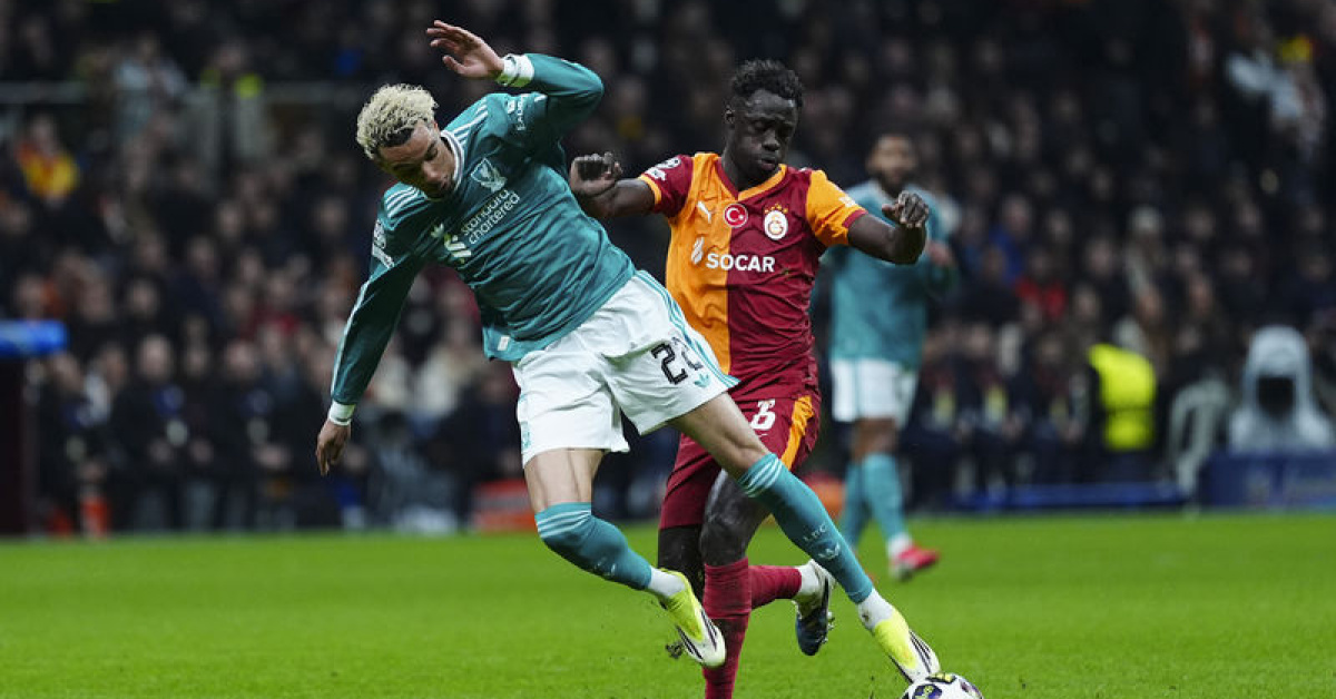 Galatasaray’da Davinson Sanchez Cezalı Duruma Düşti!