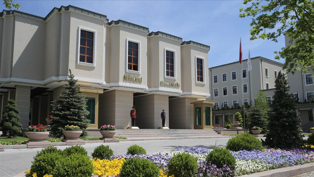 Vali yardımcısı Kasımoğlu, görevinden uzaklaştırıldı