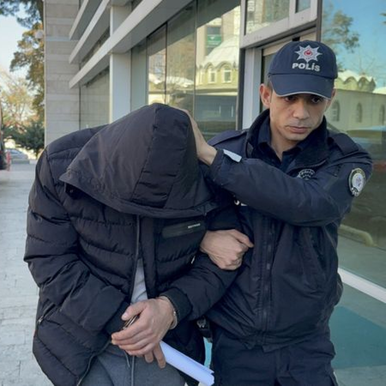 TIR'da 14 yaşındaki kıza cinsel taciz iddiası!