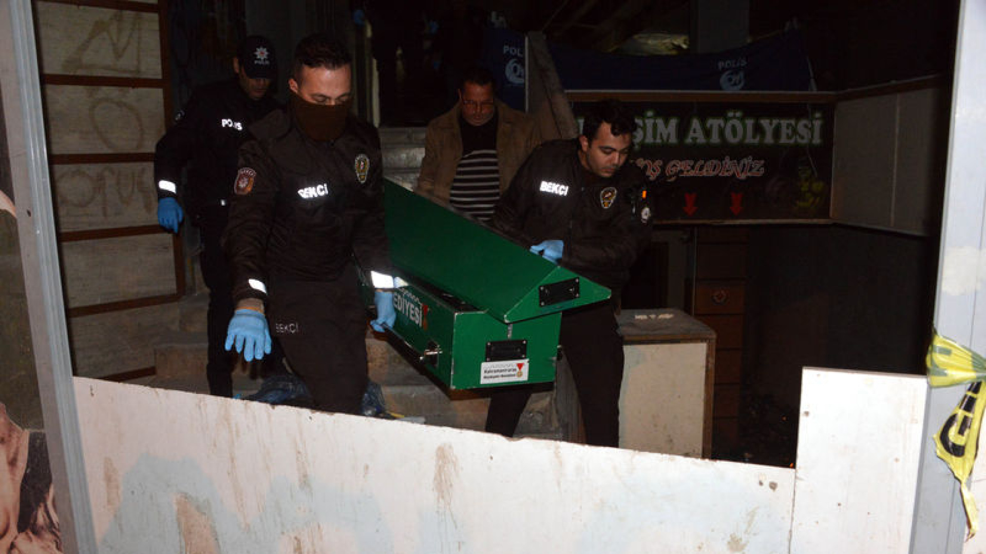 Kahramanmaraş'ta Metruk İş Yerinde Erkek Cesedi Bulundu: İşkence Şüphesi