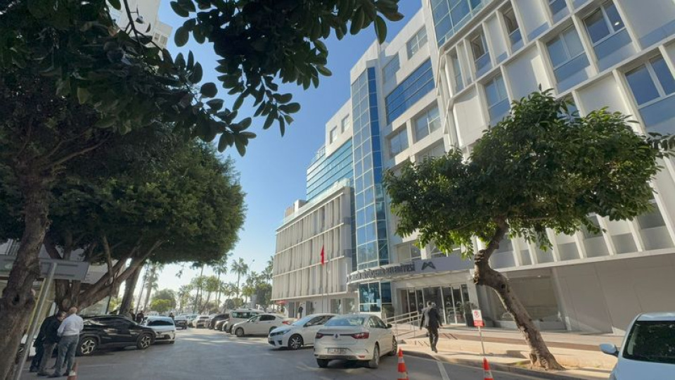 Mersin Belediyesi'nde operasyon: Gözaltılar var