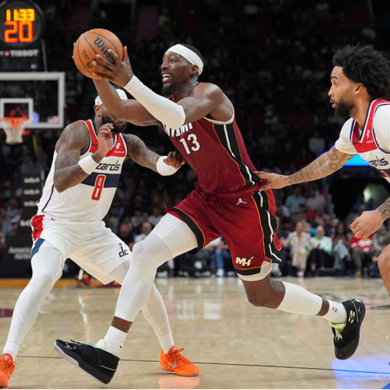 NBA'de tarihi gece! Adebayo'dan 83 sayı