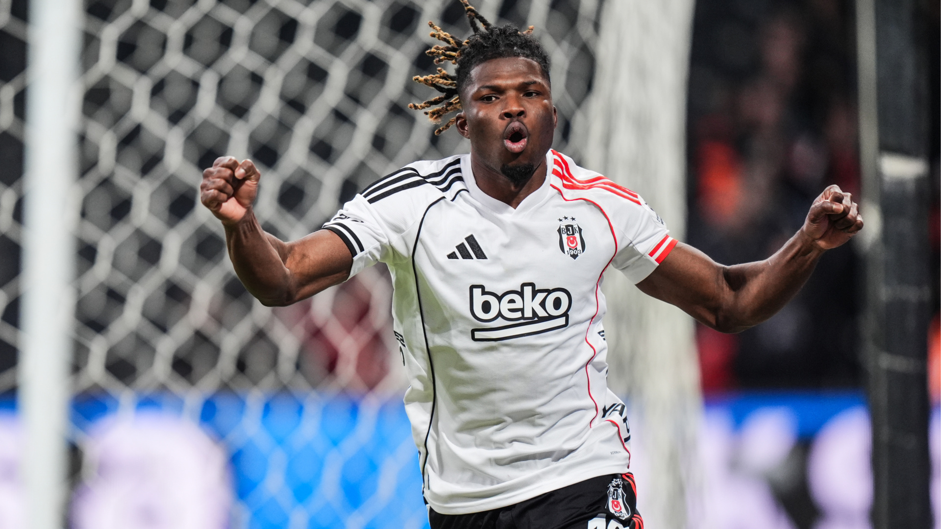 Beşiktaş'ta Sakatlıktan Dönen İki Yıldız Antrenmanlara Başladı