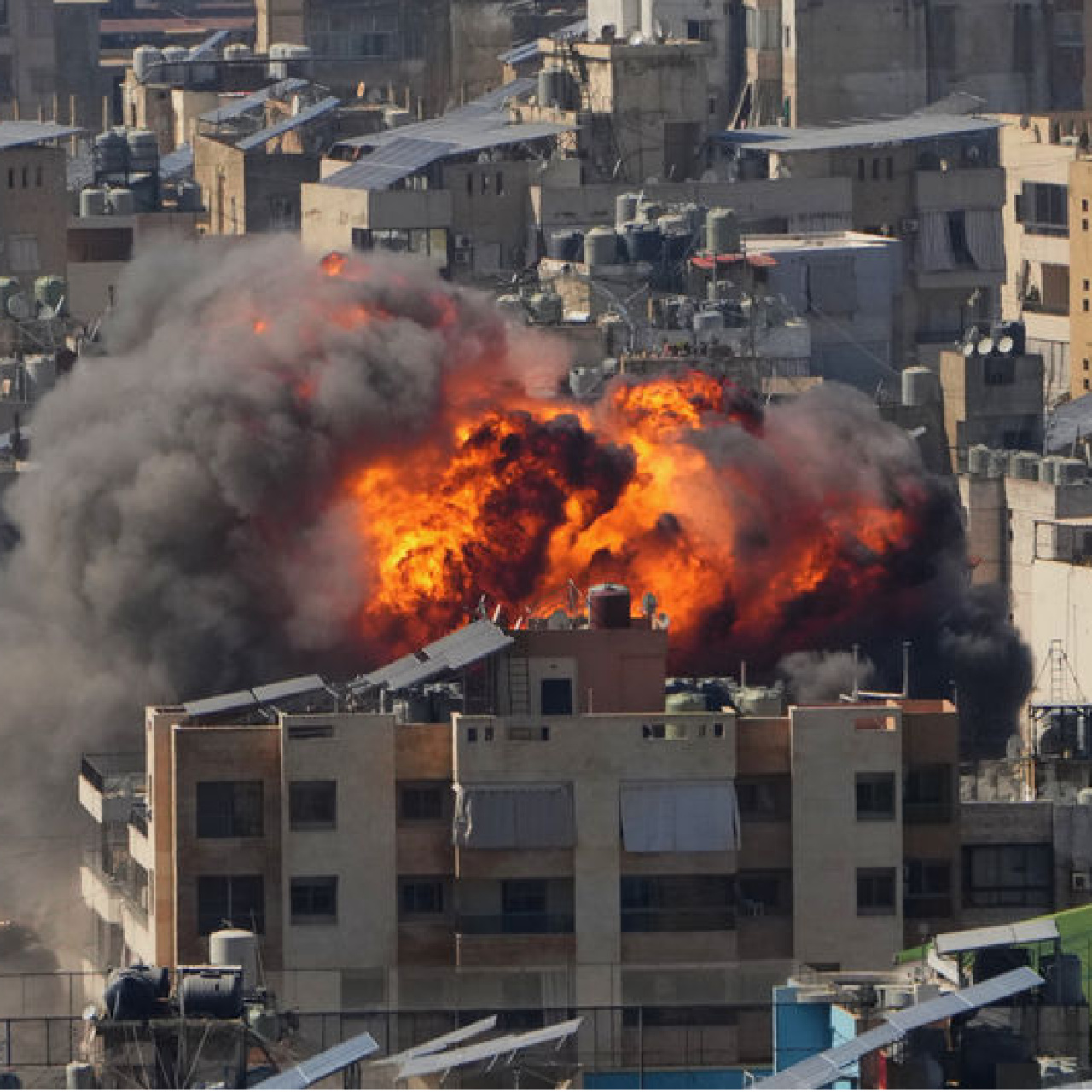 NYT: İran'ın misillemelerinde 17 ABD tesisi zarar gördü