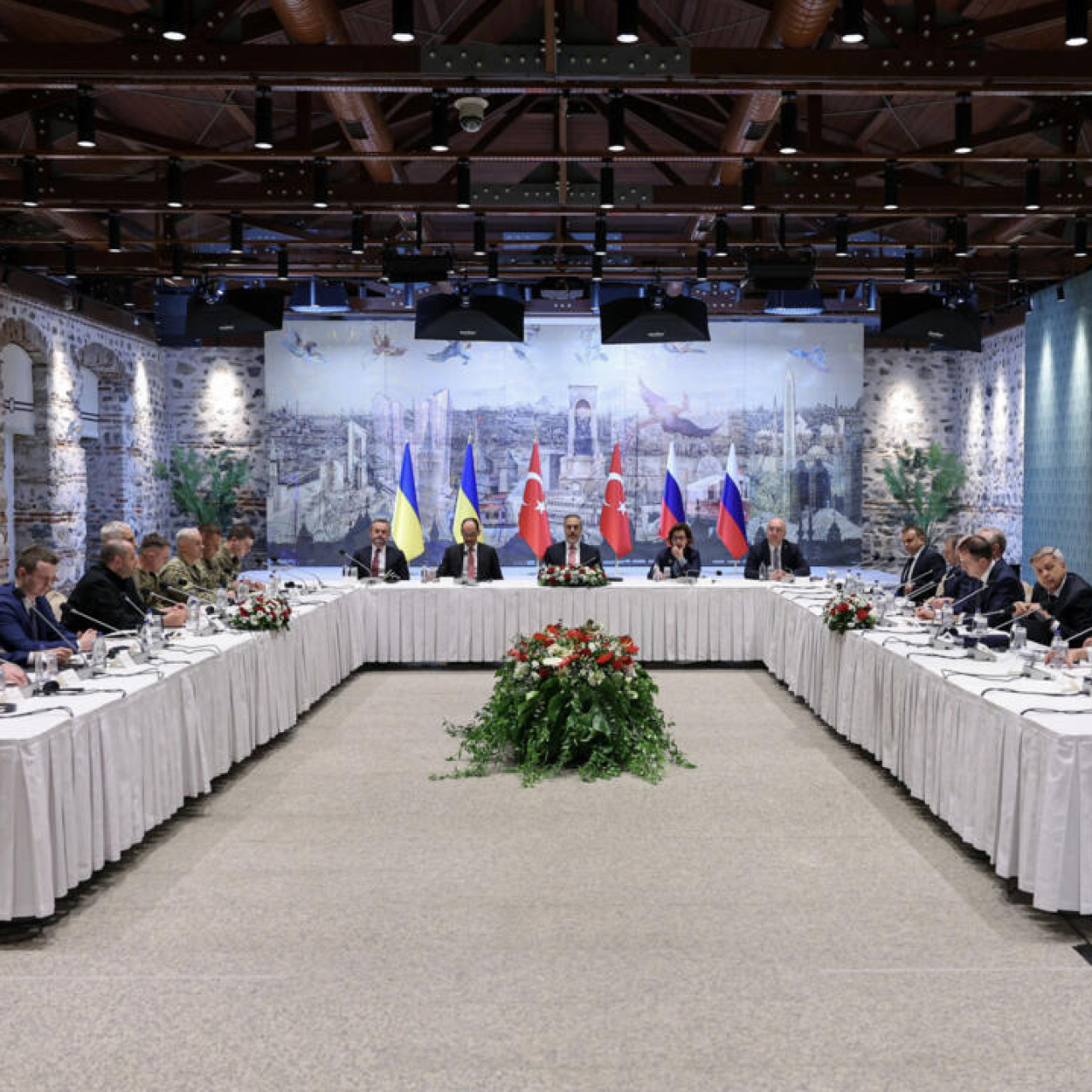 Kremlin, Ukrayna görüşmeleri için İstanbul'u işaret etti