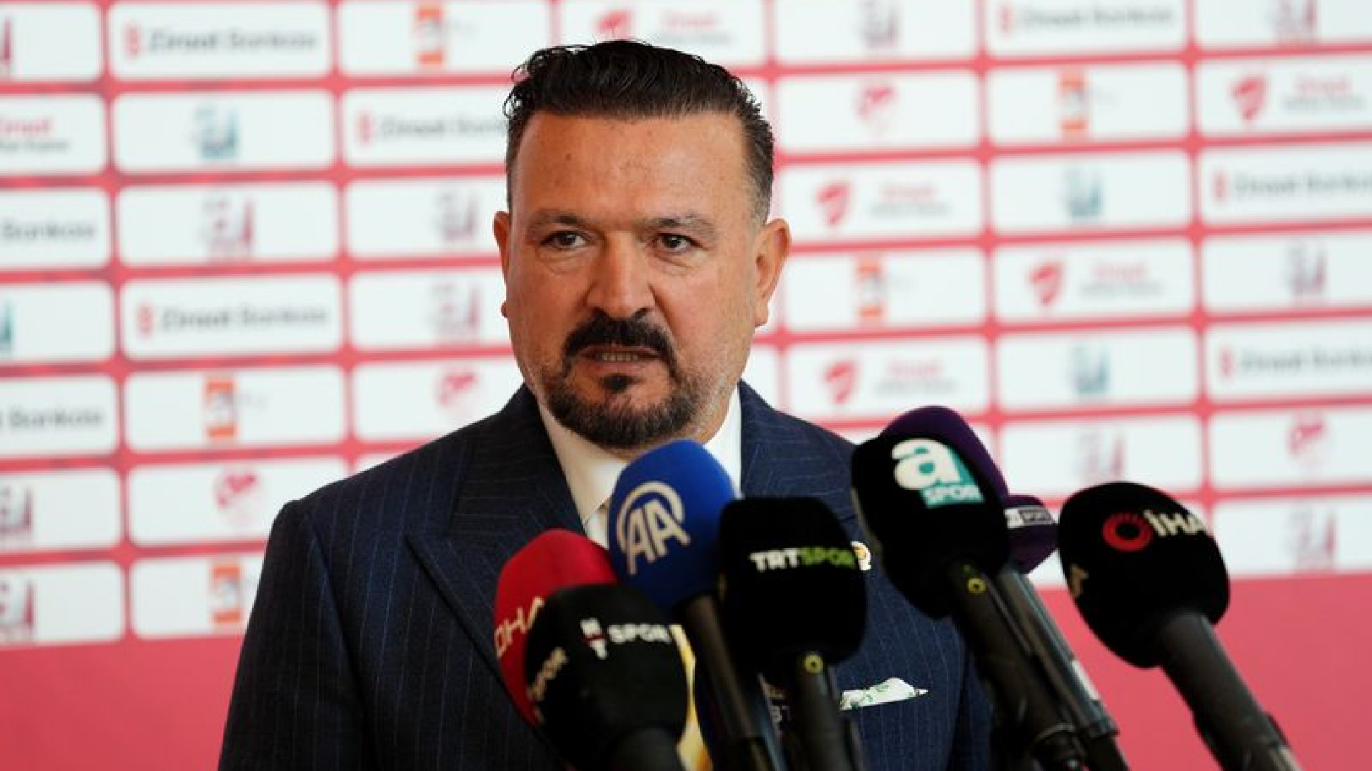 Fenerbahçeli Yönetici Torunoğulları: Süper Lig'de VAR'da Yabancı Hakemler Görev Yapsın