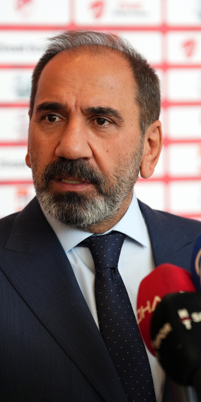 Mecnun Otyakmaz'dan yabancı VAR açıklaması!