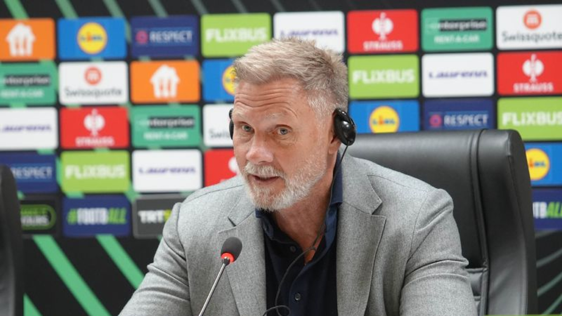 Thorsten Fink: Samsunspor'un UEFA Avrupa Ligi Çeyrek Final Hedefi