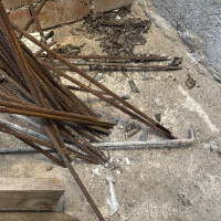 Babanın attığı demir oğlu öldürdü