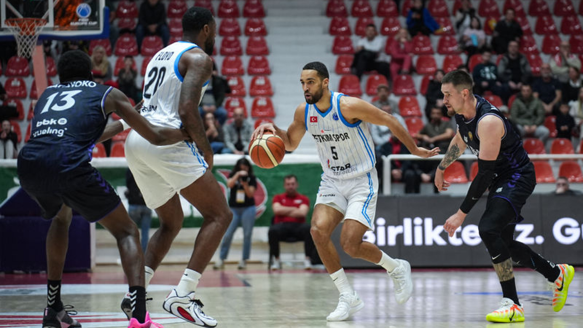 Aliağa Petkimspor, FIBA Avrupa Kupası'nda İspanyol Rakibine Mağlup Oldu