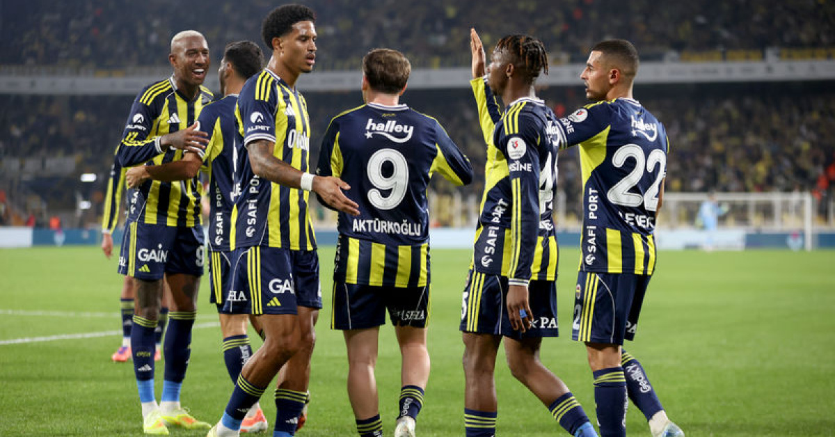 Fenerbahçe, Fatih Karagümrük Maçına Hazırlık Yapıyor
