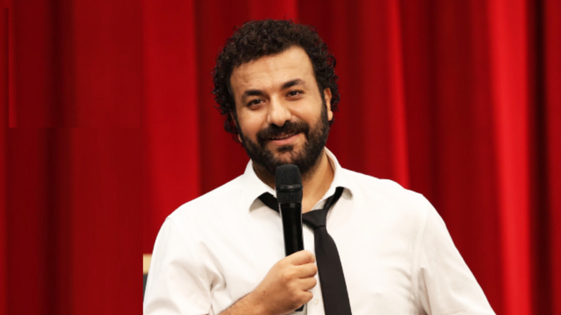 Hasan Can Kaya Evleniyor: Ünlü Komedyen Duygu Karabaş ile Hayatını Birleştiriyor