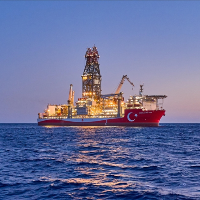 Karadeniz'de iki yeni sondaj başlıyor