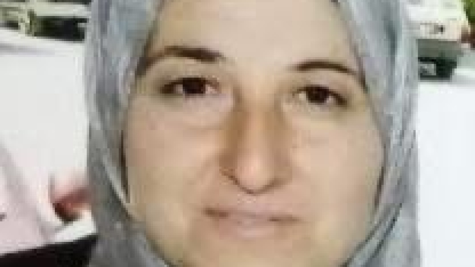 Motisikletli kadın can verdi