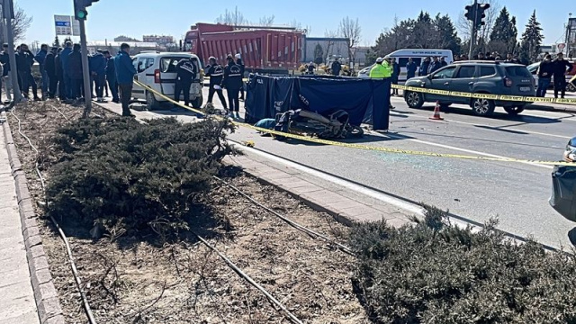 Motosikletli genç can verdi