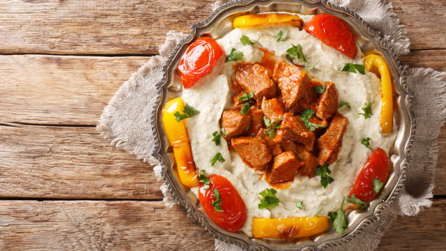 Yirmi üçüncü güne özel iftar menüsü