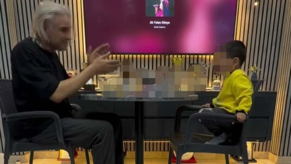 Çocuğunu alkol masasına oturtan baba serbest