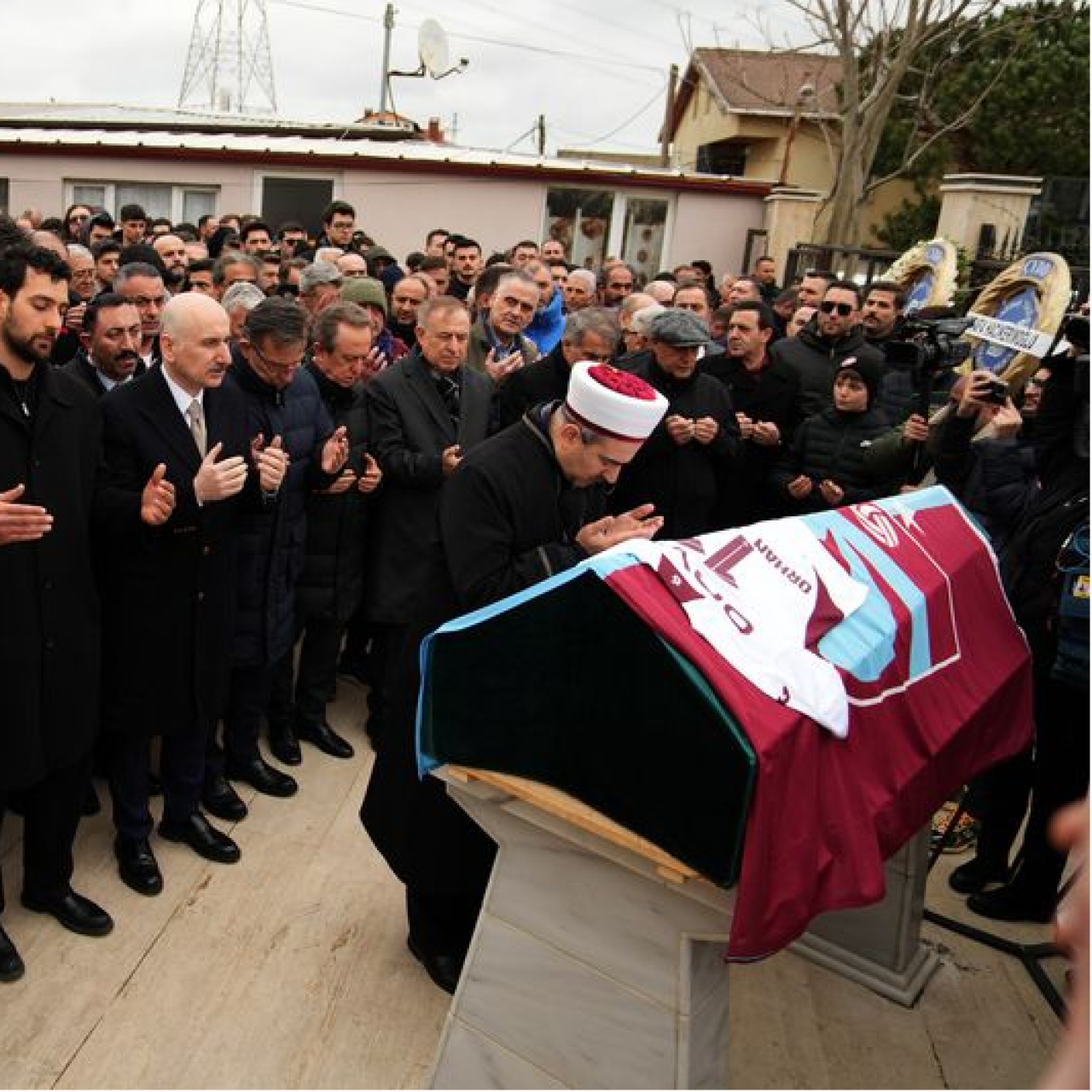 Orhan Kaynak son yolculuğuna uğurlandı