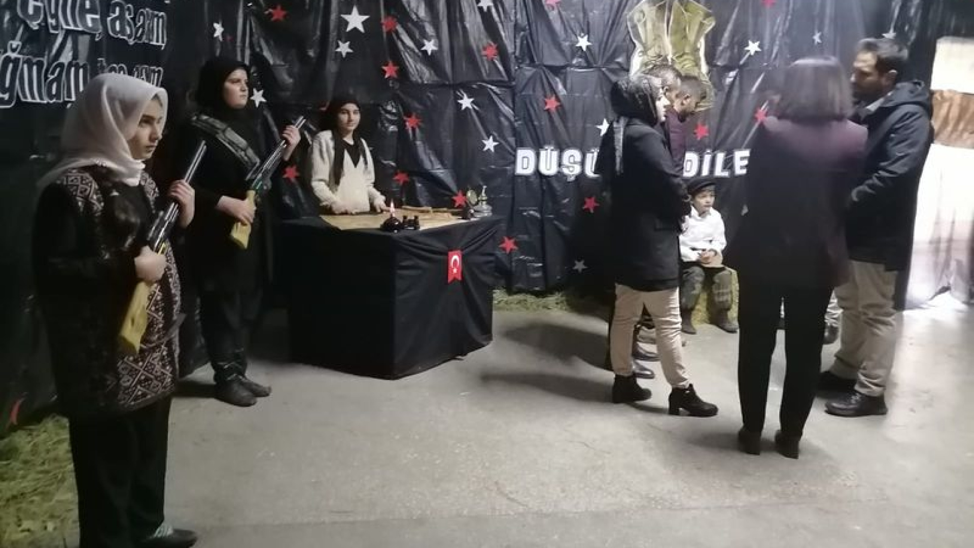 Erzurum'da Öğrenciler 'Canlı Müze' ile Tarihi Yaşayarak Öğreniyor