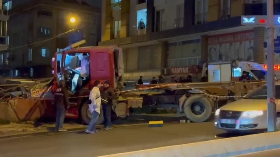 TIR'ın çarptığı yaya hayatını kaybetti