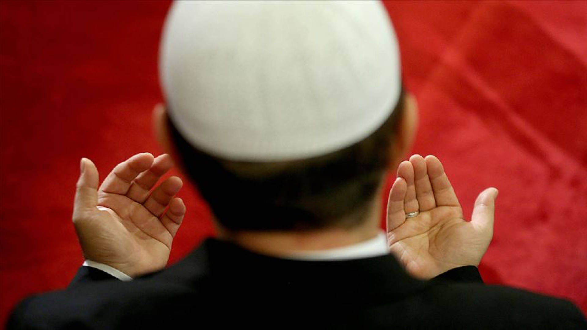 La Havle ve La Kuvvete İlla Billahil Aliyyil Azim: Anlamı, Yazılışı ve Faziletleri