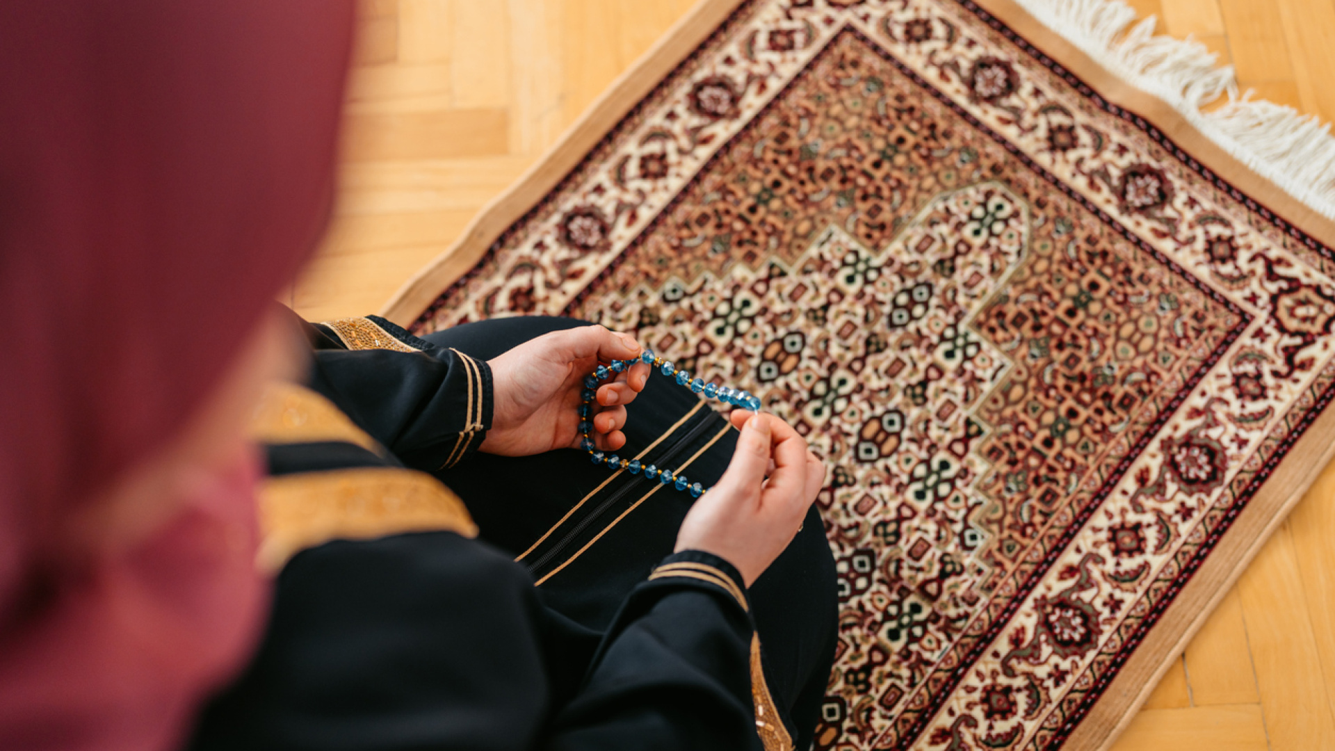 Adetliyken Zikir Çekilir mi? Diyanet'ten Kadınların Özel Döneminde İbadet Açıklaması