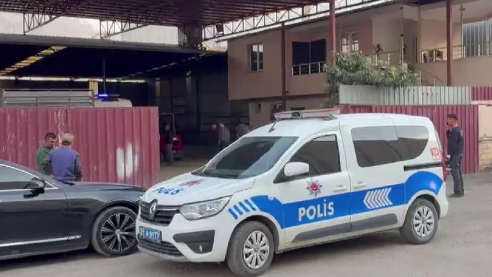 TIR lastiği patladı! Dehşet yaşandı!