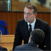 Cem Uzan, Fransa'da 68 milyar dolarlık davayı kaybetti