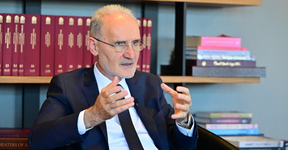 Avdagiç: Sanayiyi Koruyarak Ekonomiye İstikrar Getirebiliriz