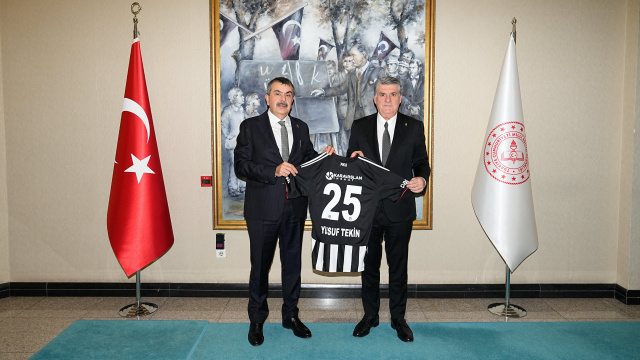 Serdal Adalı'dan Bakan Tekin'e ziyaret