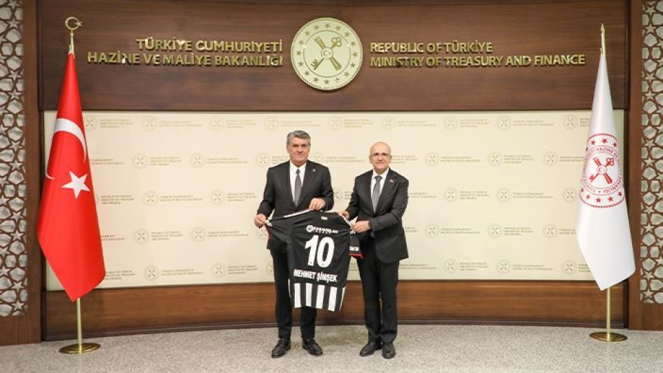 Beşiktaş Başkanı Adalı'dan Bakan Şimşek'e ziyaret